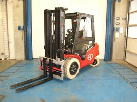 Elektrostapler EP EFL303 Lithium-Ion