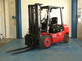 Elektrostapler EP EFL302 Lithium-Ion