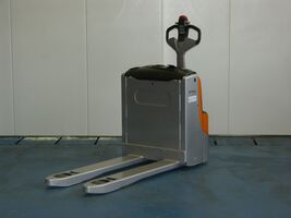 Niederhubwagen STILL EXU16