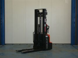 Hochhubwagen Nobelift SWB-130D