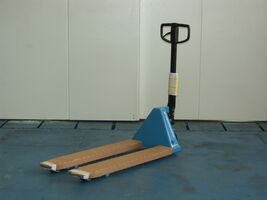 Toyota BT Lifter LHM230Q Blau