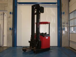 Schubmaststapler BT RR B2/15